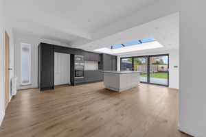 Photo 18- click for photo gallery